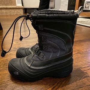 The North Face boots (size 4)